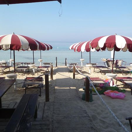Conchiglia Azzurra Resort & Beach Порто Чезарео Екстериор снимка